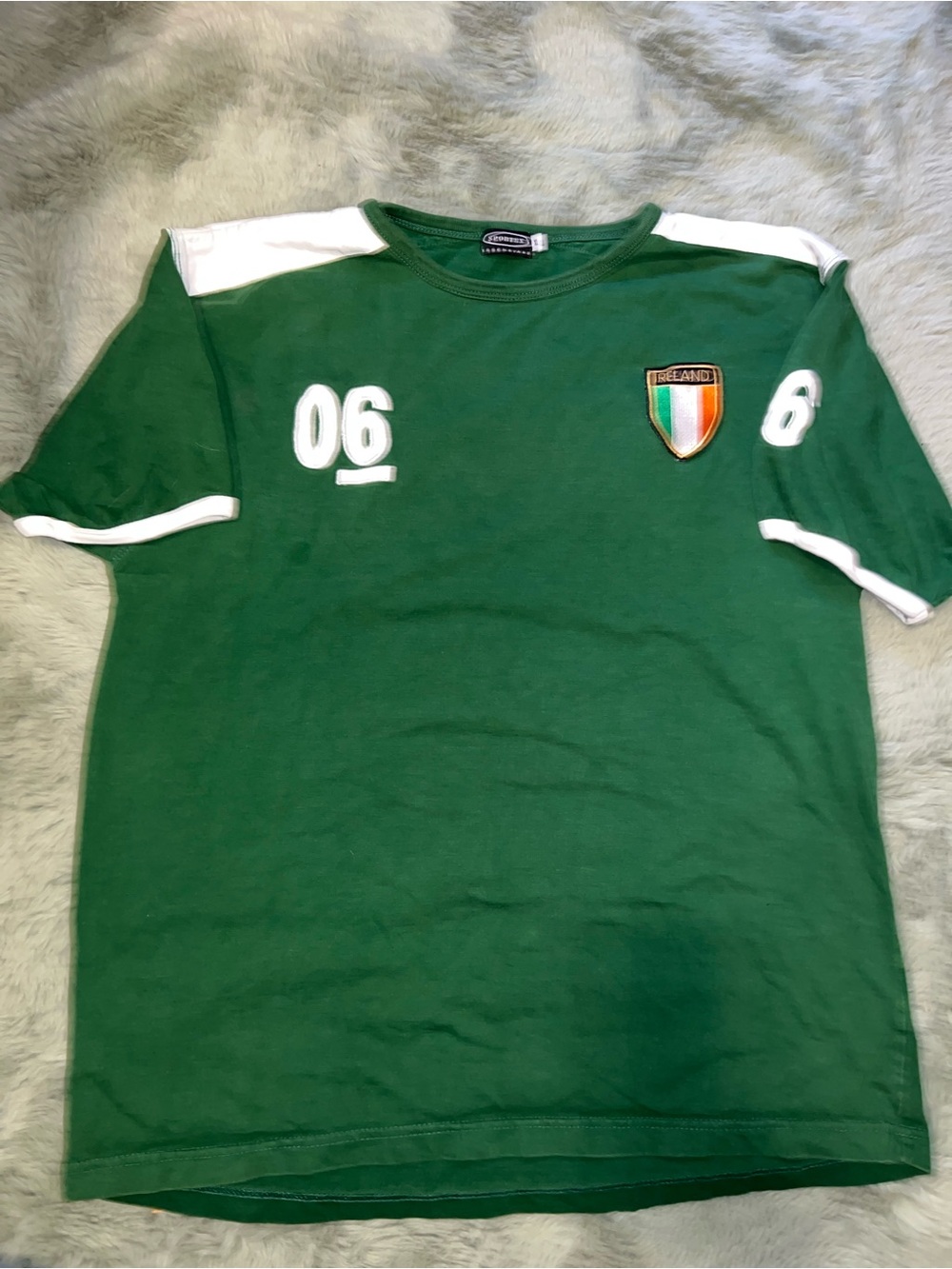 Green Men's Athletic Crewneck Shirt with Ireland Crest